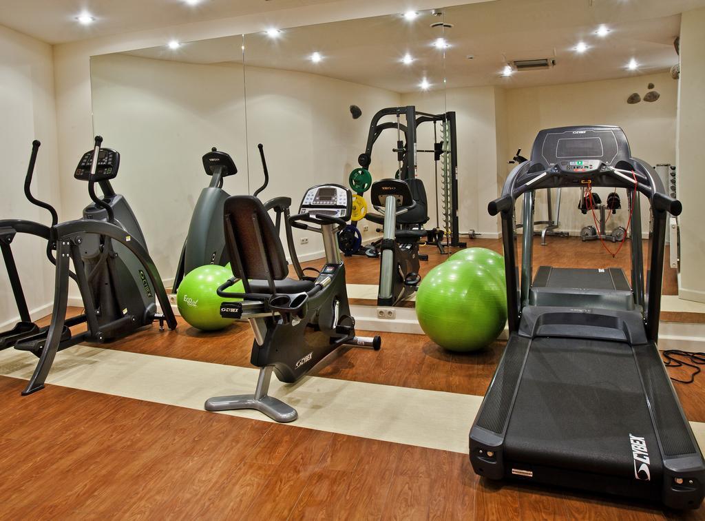 瑞莱沙托斯思提吉莱堡酒店 维尔纽斯 外观 照片 A gym