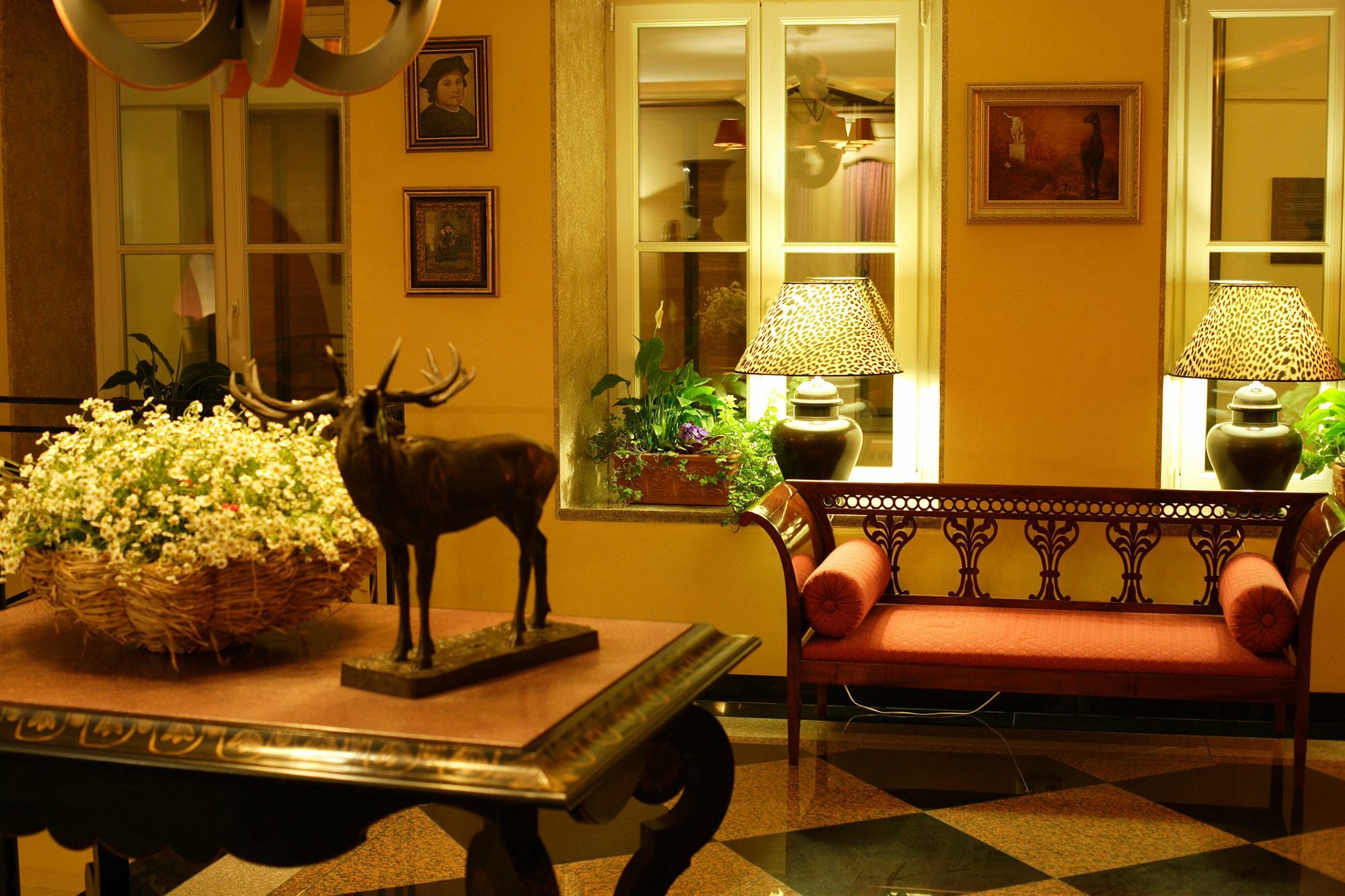 瑞莱沙托斯思提吉莱堡酒店 维尔纽斯 内观 照片 Interior of the hotel